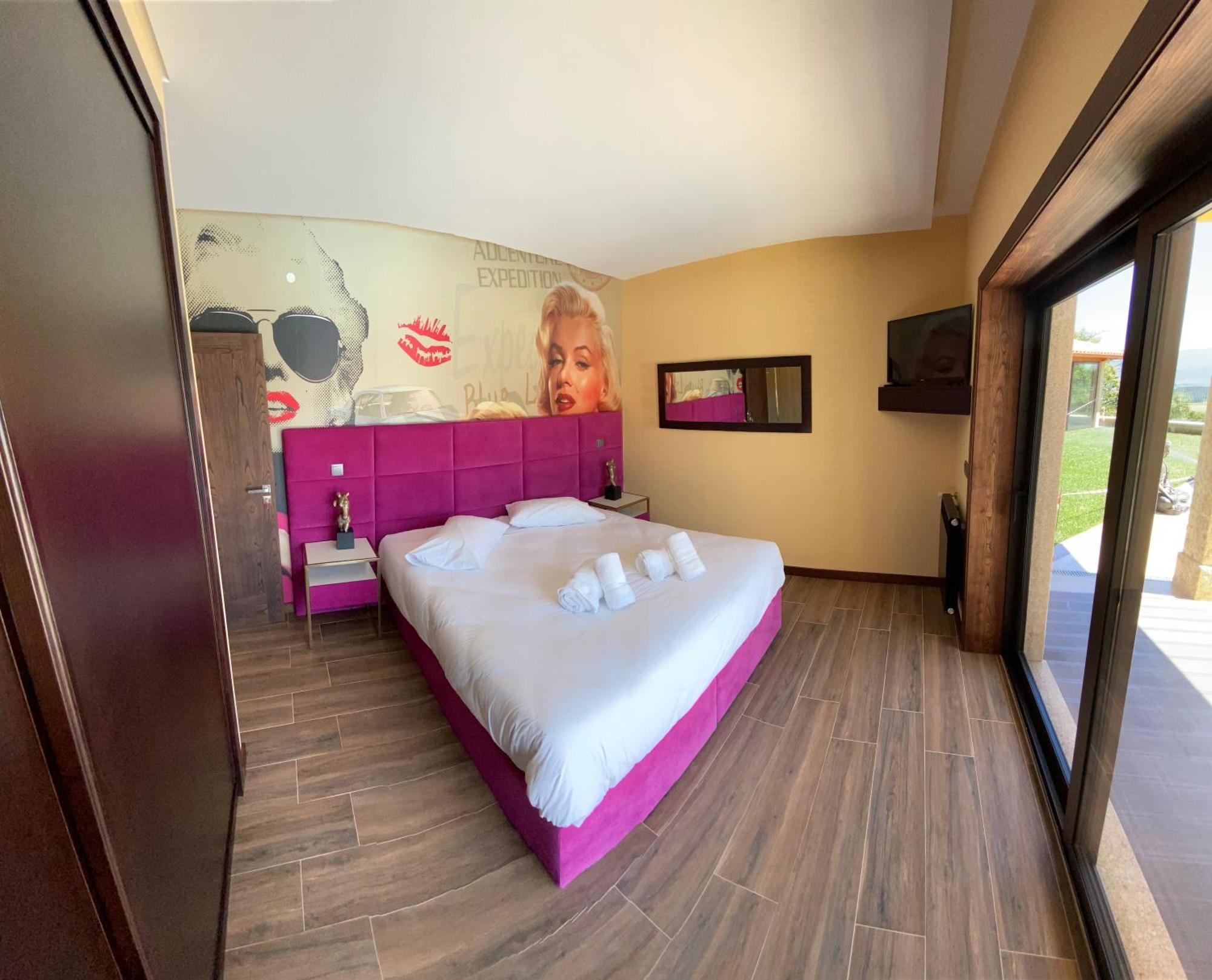 Room Marilyn Monroe Canedo de Basto Kültér fotó